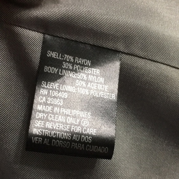 Tahari Author S Levine Gray Size 12 Blazer - Picture 7 of 8